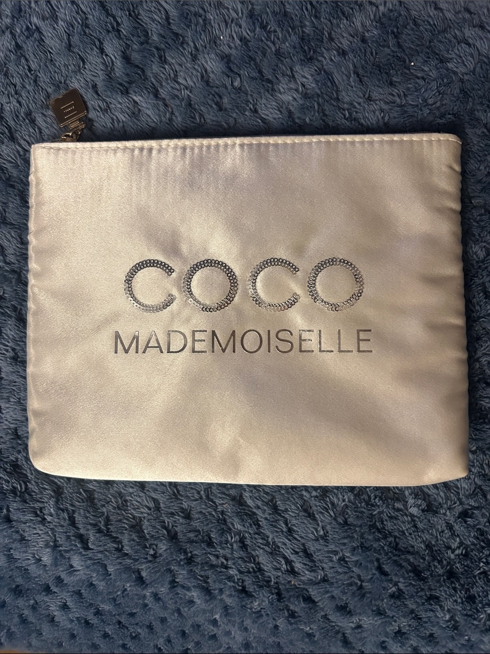 CHANEL COCO MADEMOISELLE Metallic Silver Zip Cosmetic Pouch